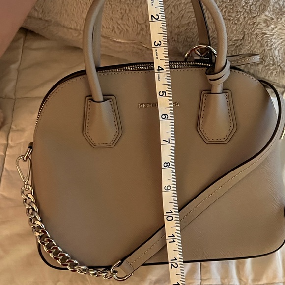 Authentic Michael Kors Shoulder Strap Purse - Picture 8 of 9